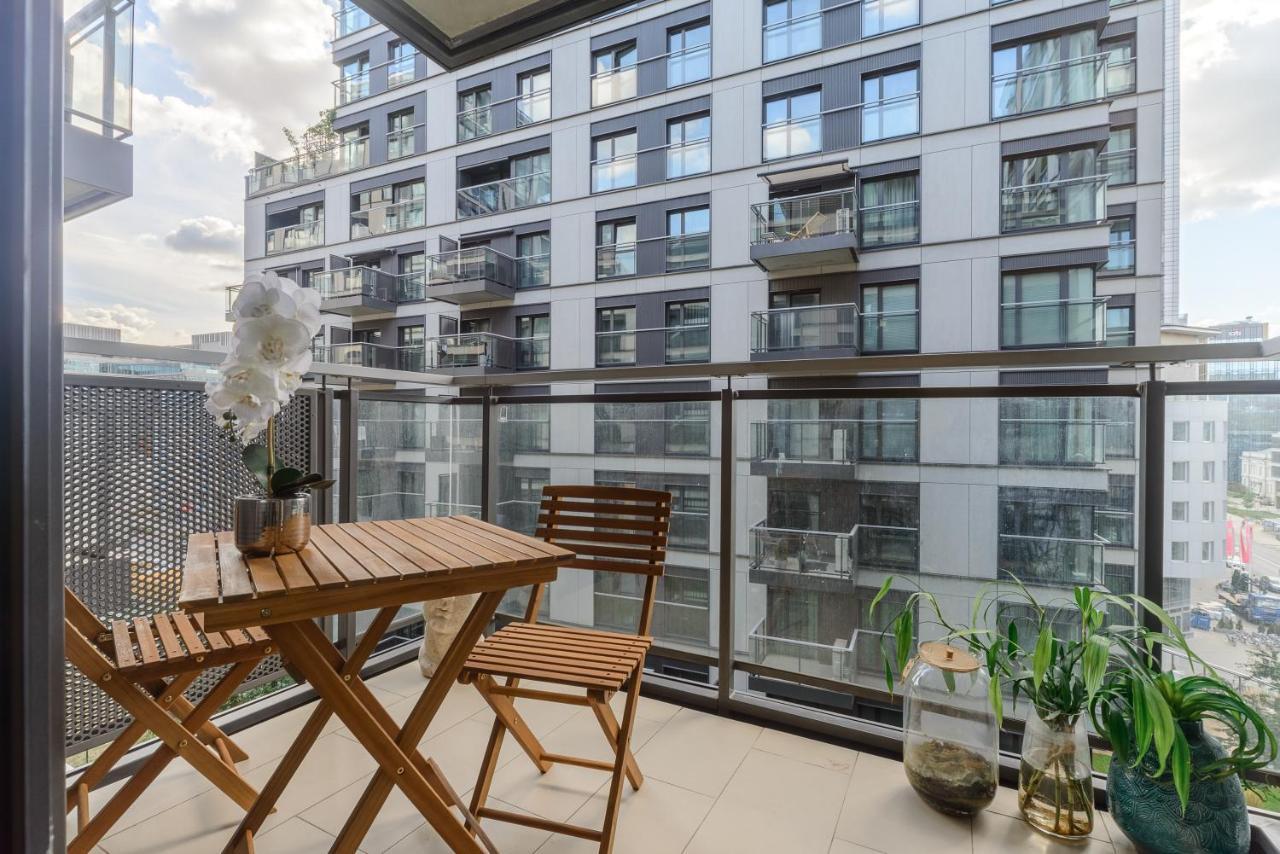 Lumina Luxury Apartments In Mennica Residence Varsavia Esterno foto