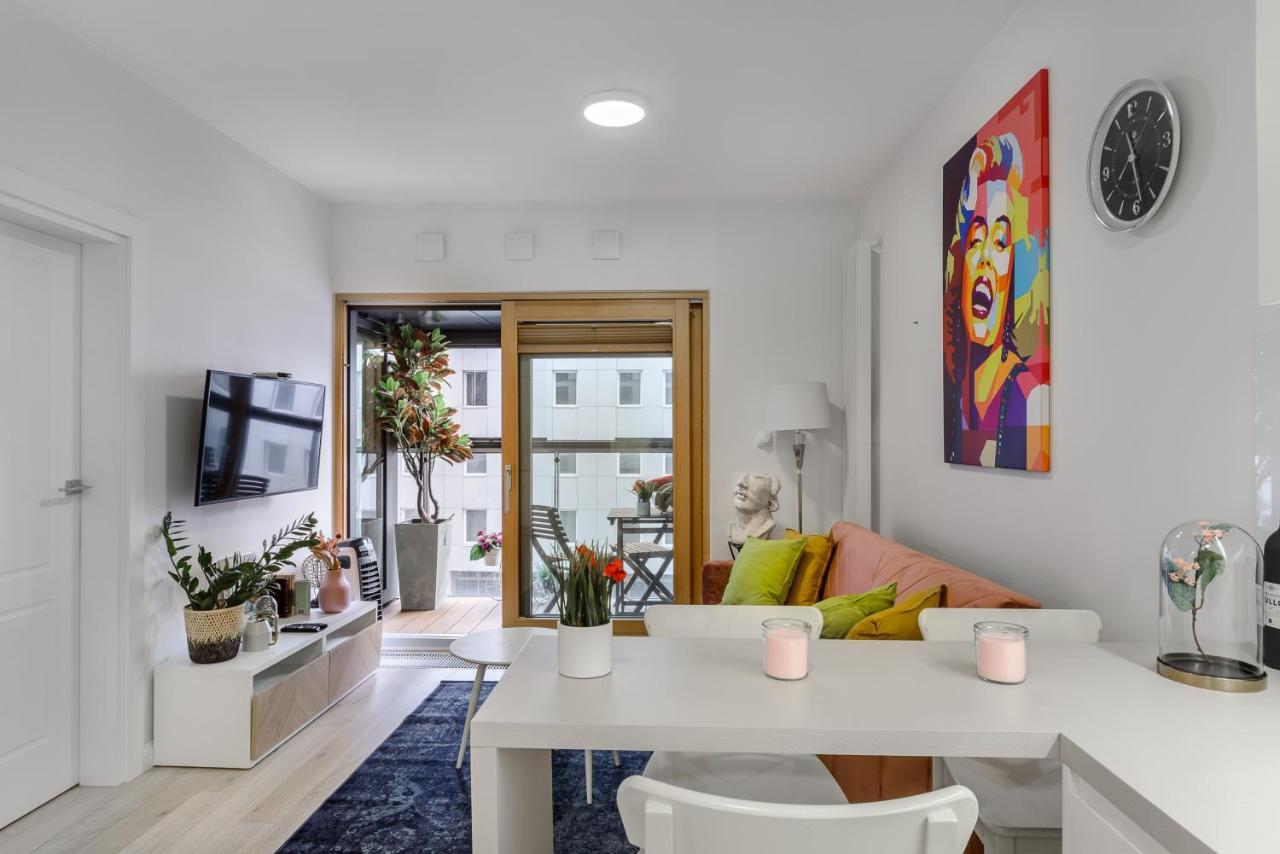 Lumina Luxury Apartments In Mennica Residence Varsavia Esterno foto