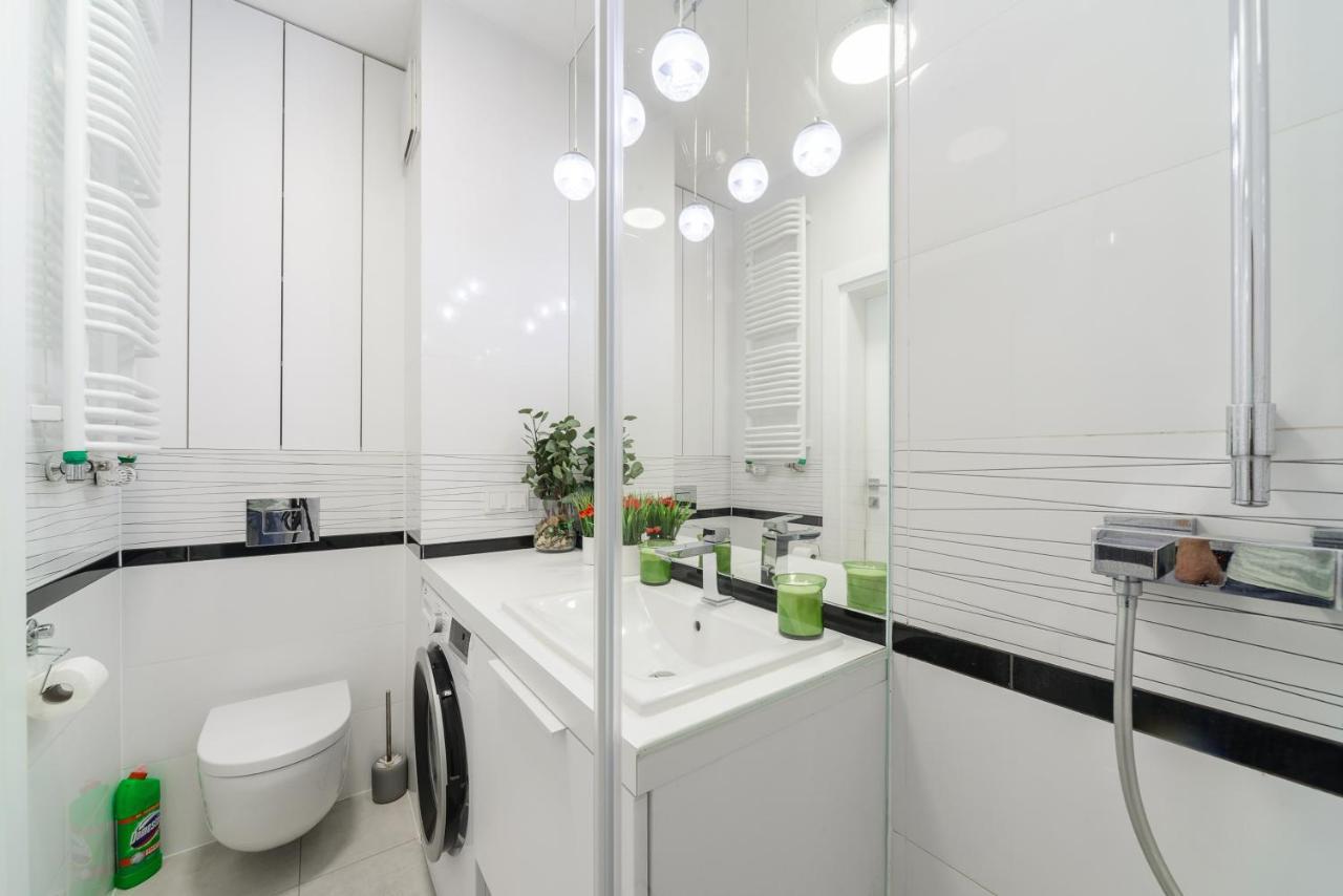Lumina Luxury Apartments In Mennica Residence Varsavia Esterno foto